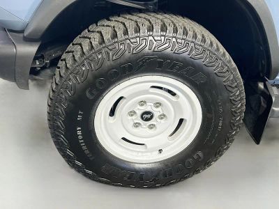 2023 Ford Bronco — photo 11 view