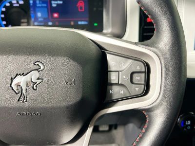 2023 Ford Bronco — photo 17 view