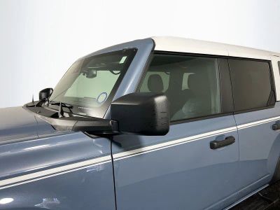 2023 Ford Bronco — photo 10 view