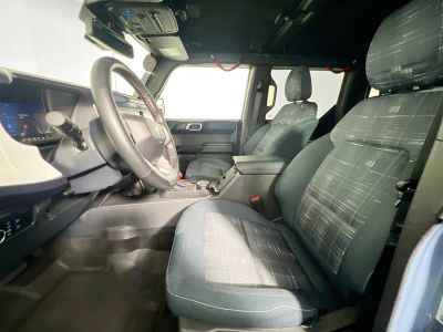 2023 Ford Bronco — photo 12 view