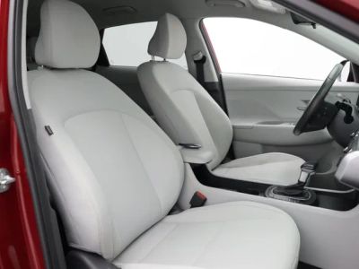 2025 Hyundai Kona - Photo 32