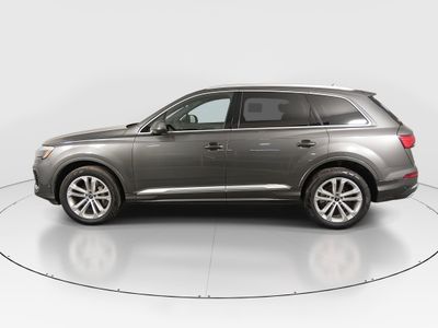 2025 Audi Q7 — interior view