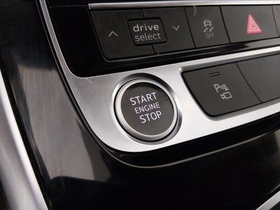 2025 Audi Q7 — photo 18 view