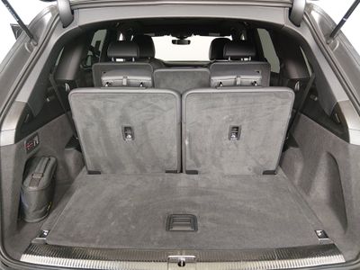 2025 Audi Q7 — photo 11 view