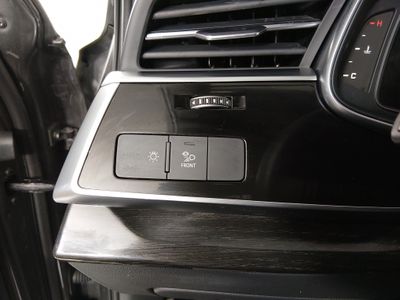 2025 Audi Q7 — photo 13 view