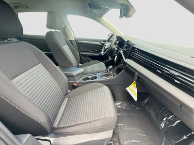 2026 Volkswagen Jetta — photo 22 view