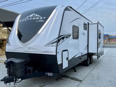 2024 East to West Alta - Photo 9