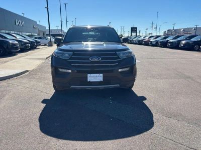 2020 Ford Explorer — side profile view