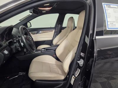 2009 Mercedes-Benz C-Class — photo 12 view