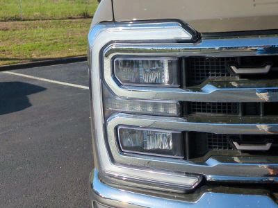 2026 Ford F-350SD — photo 10 view