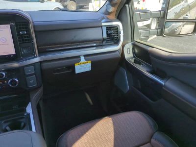 2026 Ford F-350SD — photo 17 view