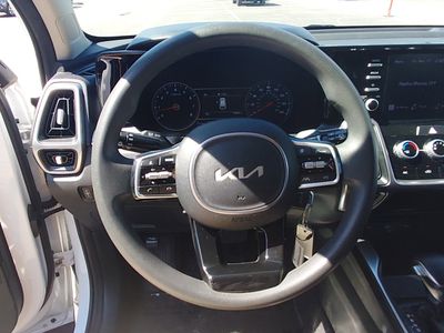 2023 Kia Sorento - Photo 12