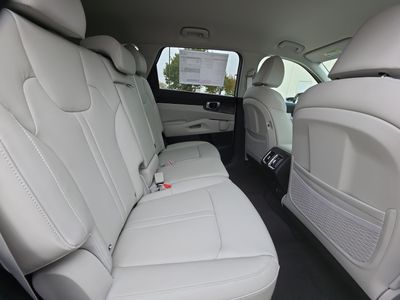 2026 Kia Sorento — photo 15 view
