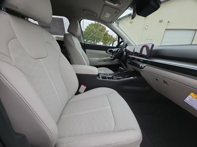 2026 Kia Sorento — photo 10 view