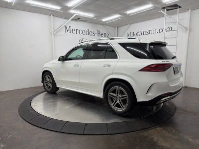 2026 Mercedes-Benz GLE — detail view