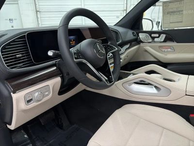 2026 Mercedes-Benz GLE — photo 12 view