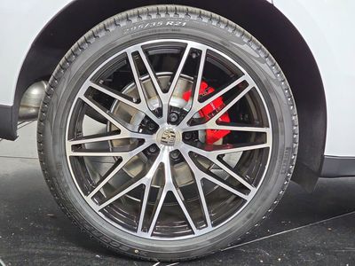 2026 Porsche Macan - Photo 29