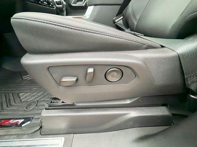 2026 Chevrolet Silverado 1500 — photo 22 view