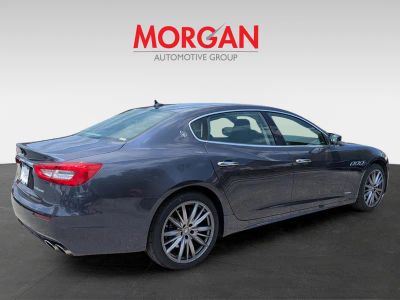 2020 Maserati Quattroporte — interior view