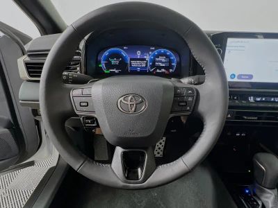 2026 Toyota Camry — photo 15 view
