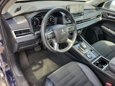 2024 Mitsubishi Outlander - Photo 3