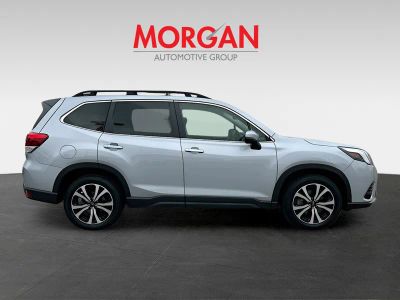 2024 Subaru Forester — photo 8 view