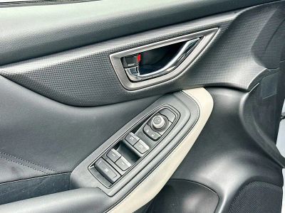 2024 Subaru Forester — photo 18 view