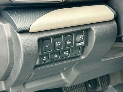 2024 Subaru Forester — photo 10 view