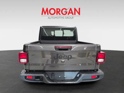 2026 Jeep Gladiator — detail view