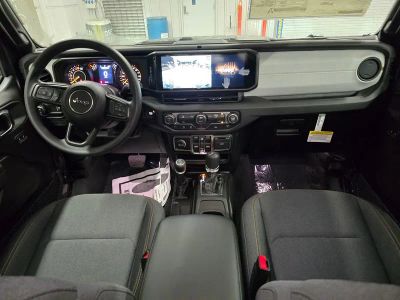 2026 Jeep Gladiator — photo 34 view
