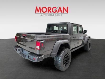 2026 Jeep Gladiator — photo 7 view