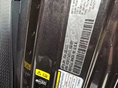 2026 Jeep Gladiator — photo 16 view