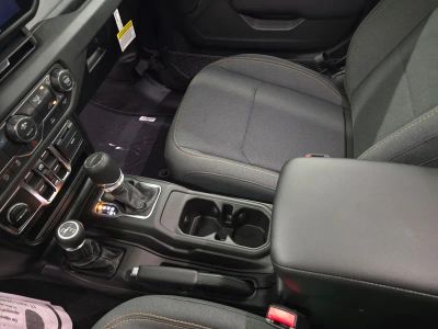 2026 Jeep Gladiator — photo 25 view