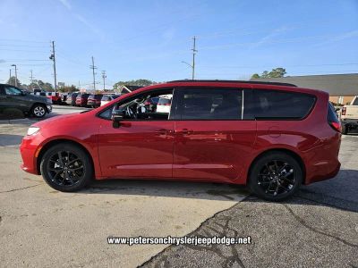 2026 Chrysler Pacifica — interior view