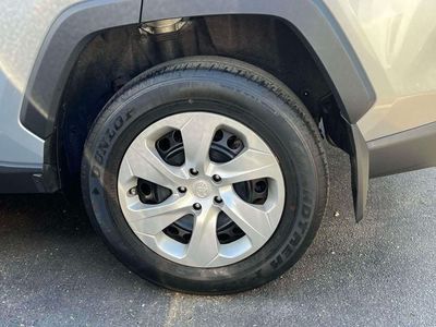 2023 Toyota RAV4 — photo 13 view