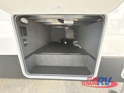 2026 Jayco Seismic - Photo 10