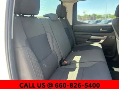 2022 Toyota Tundra - Photo 6