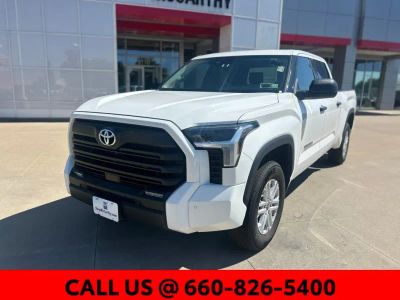 2022 Toyota Tundra - Photo 2