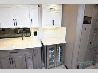 2025 Newmar London Aire - Photo 35