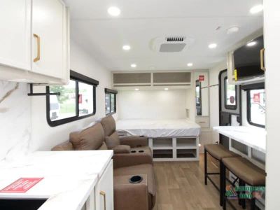 2027 Grand Design Imagine AIM — photo 7 view