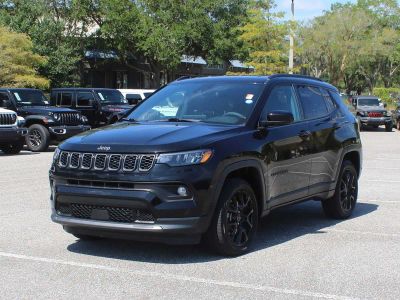 2025 Jeep Compass — detail view