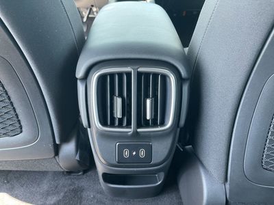 2025 Hyundai IONIQ 6 - Photo 15