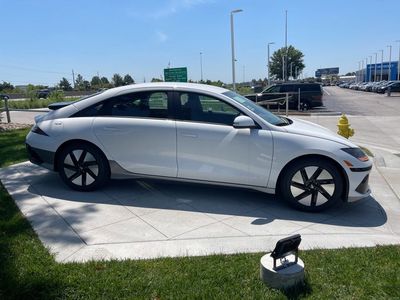 2025 Hyundai IONIQ 6 - Photo 8