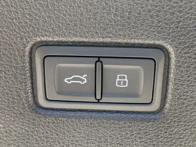 2023 Audi SQ7 — photo 10 view