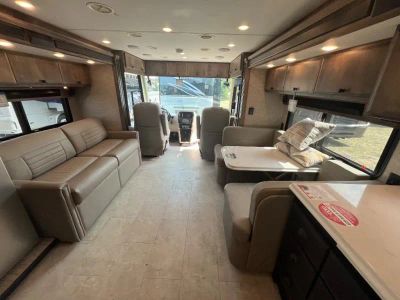 2026 Tiffin Motorhomes Allegro Breeze - Photo 8
