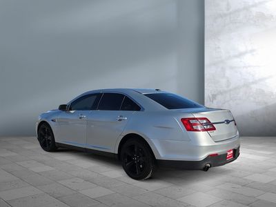 2019 Ford Taurus - Photo 2