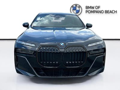 2026 BMW i7 — side profile view