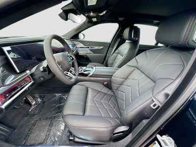 2026 BMW i7 — photo 14 view