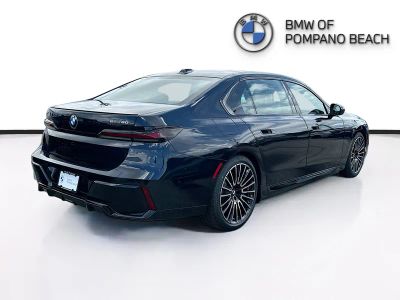 2026 BMW i7 — engine compartment view