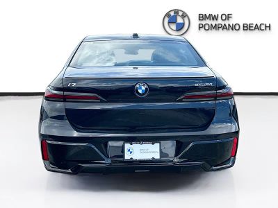 2026 BMW i7 — detail view